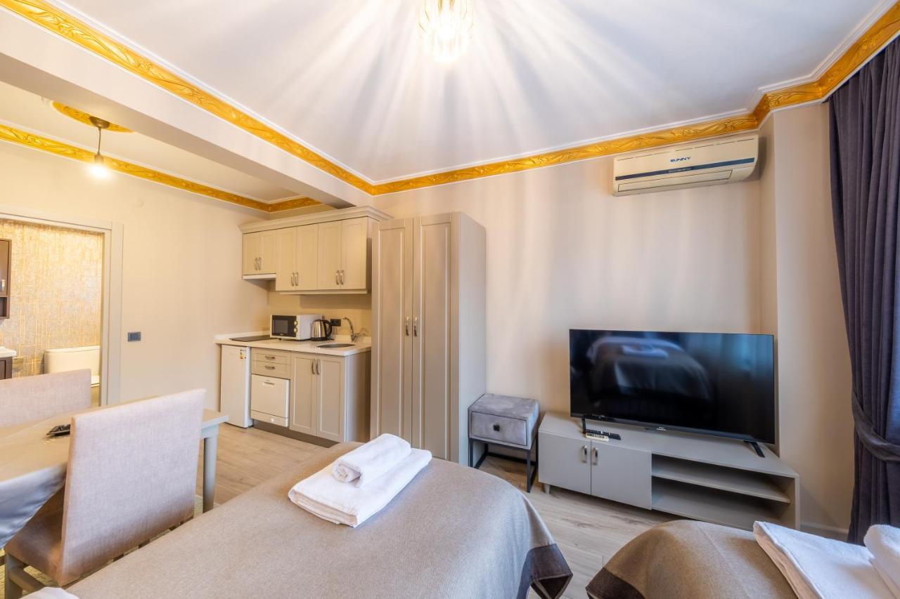 Taksim No 44 & Hotel *